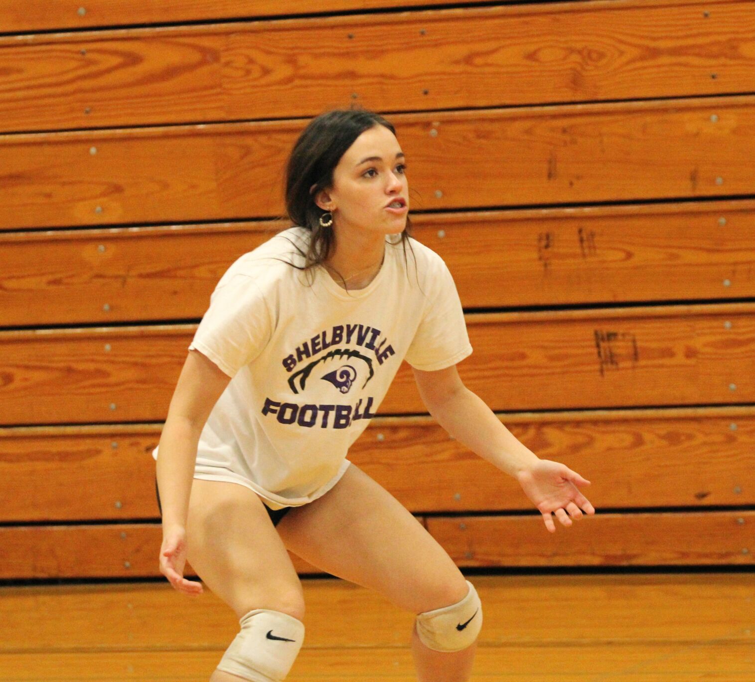 IMG_3411_Snapseed Mia Wade Shelbyville volleyball.jpg